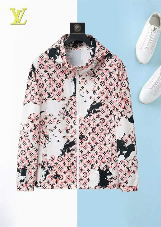 Picture of Louis Vuitton Jackets _SKULVM-3XL12yn20332521